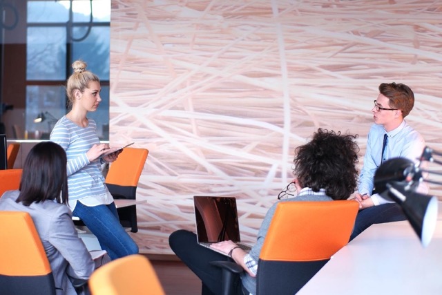 04_LOU_BLOG_Eventos corporativos criativos- Como usar móveis versáteis