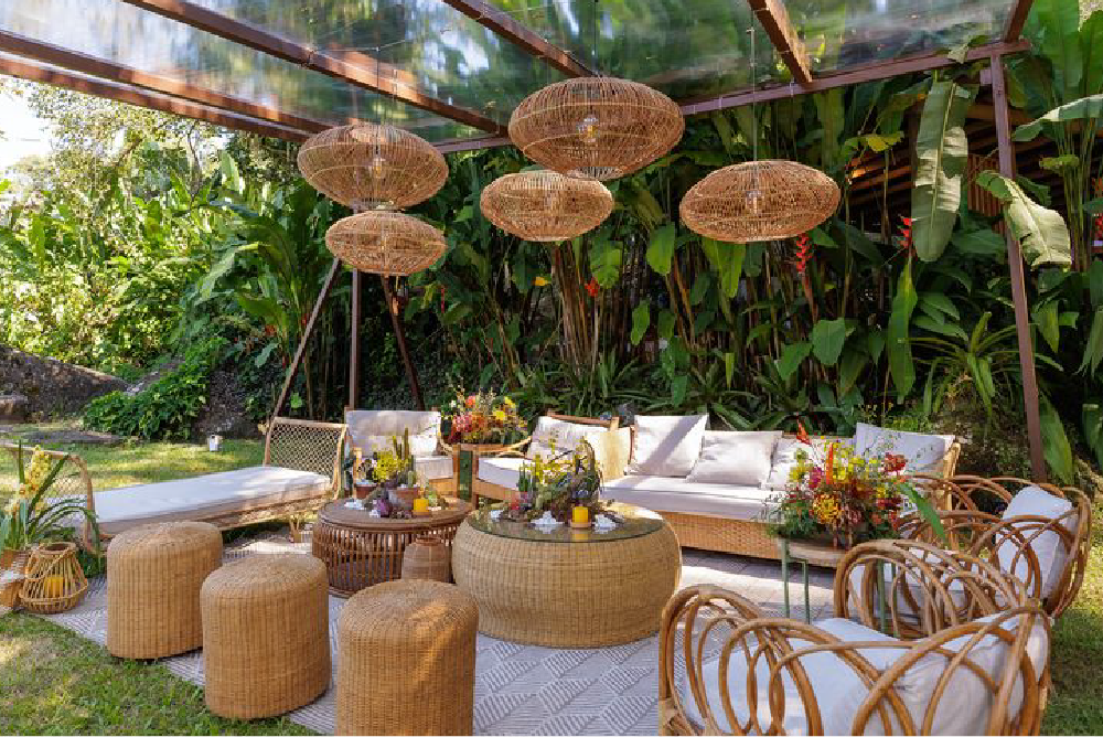 Decoração com elementos naturais: como criar eventos sofisticados com plantas e texturas orgânicas — Lounges